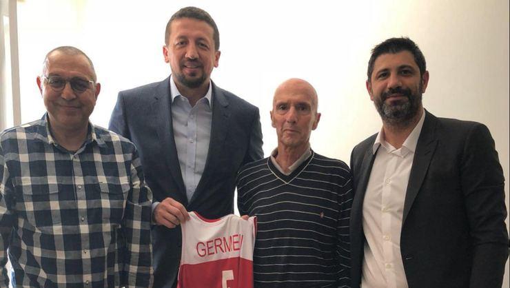 Türk basketbolunun duayen ismi hayatını kaybetti