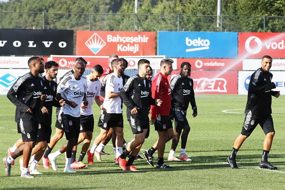 Beşiktaş’ta beş isim Başakşehir kadrosunda yok