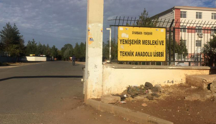 Diyarbakır’da öğrencilerin üniformasız okula alınmadığı iddiasına inceleme