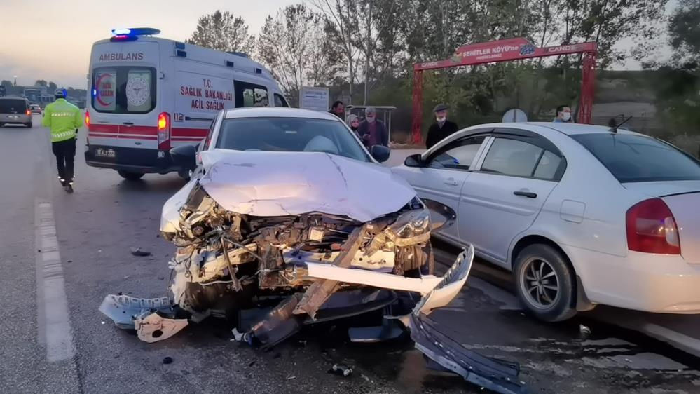 Bursa’da can pazarı: Ters yöne girdi, zincirleme kazaya neden oldu