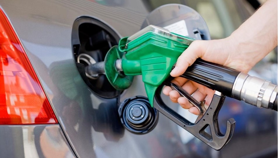 Benzine bir zam daha!