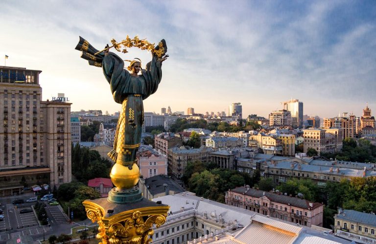 İngiltere’den Ukrayna’ya yardımı kısıtlama kararı