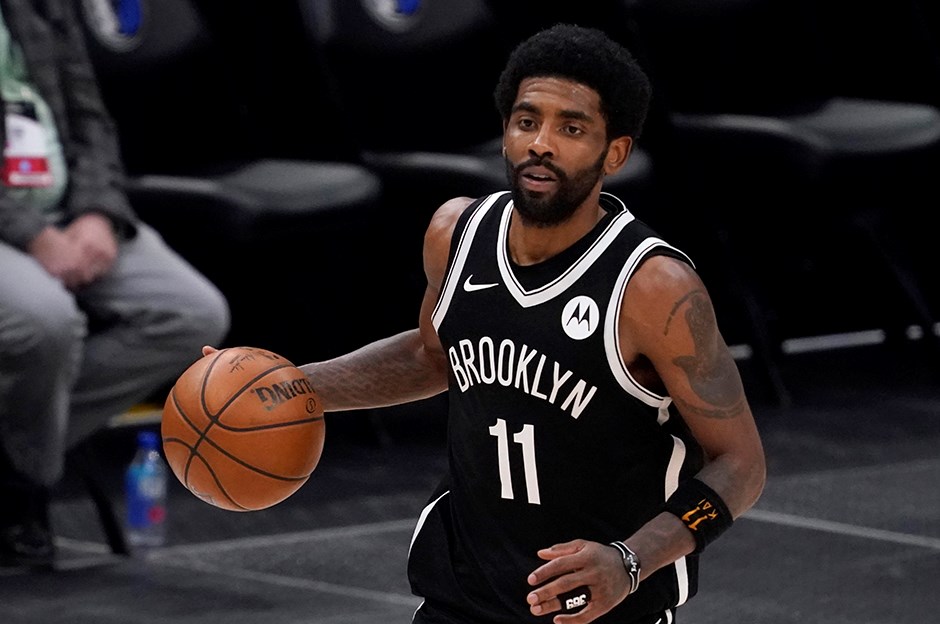 Brooklyn Nets’in oyuncusu Irving, aşı olmadığı için forma giyemeyecek