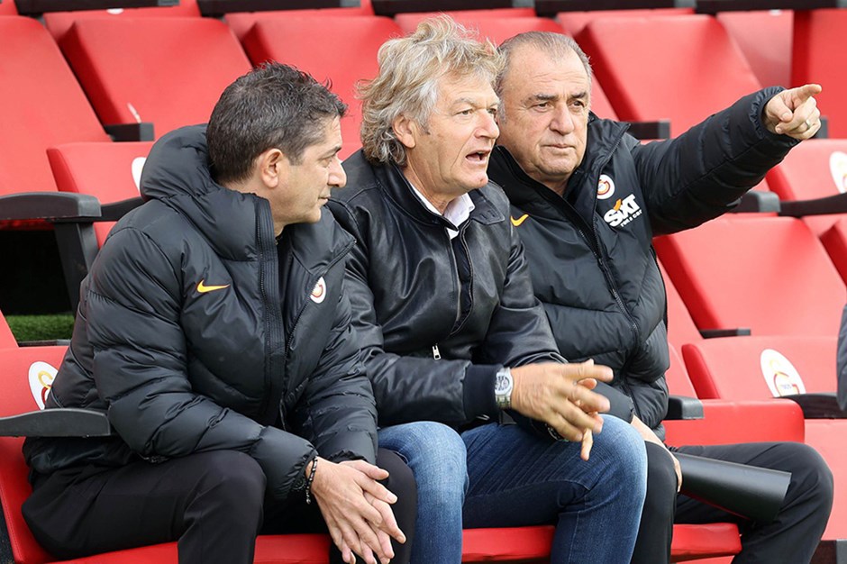 Galatasaray antrenmanına sürpriz ziyaretçi