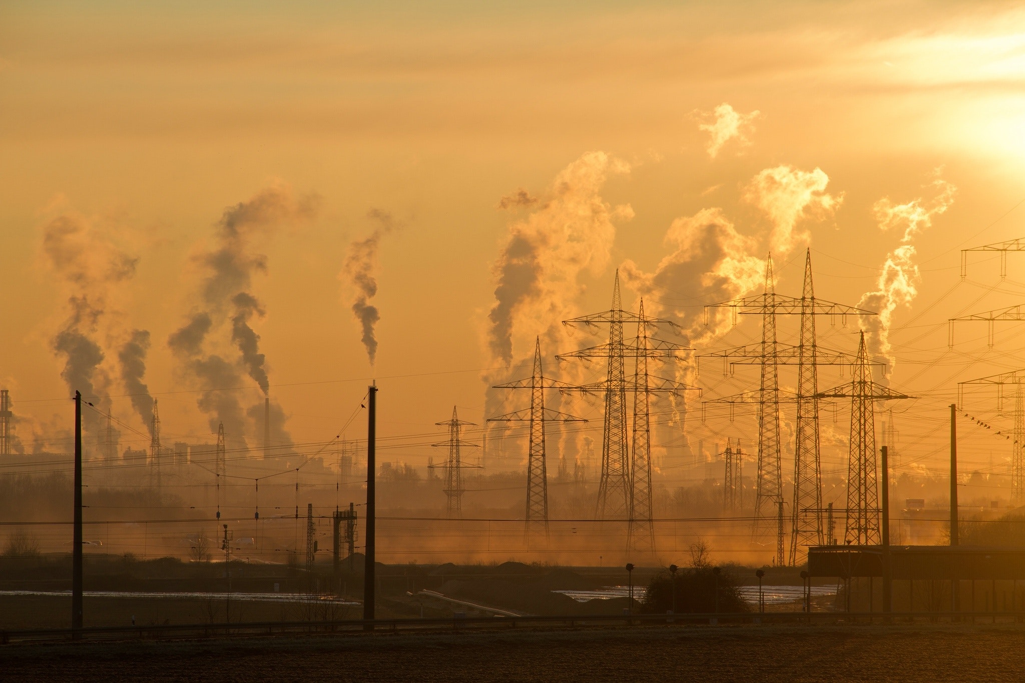 Enerji sektörü: Elektriğe yüzde 40-45 zam yapılmalı