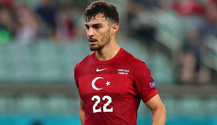Beşiktaş’ta gündem yine Kaan Ayhan