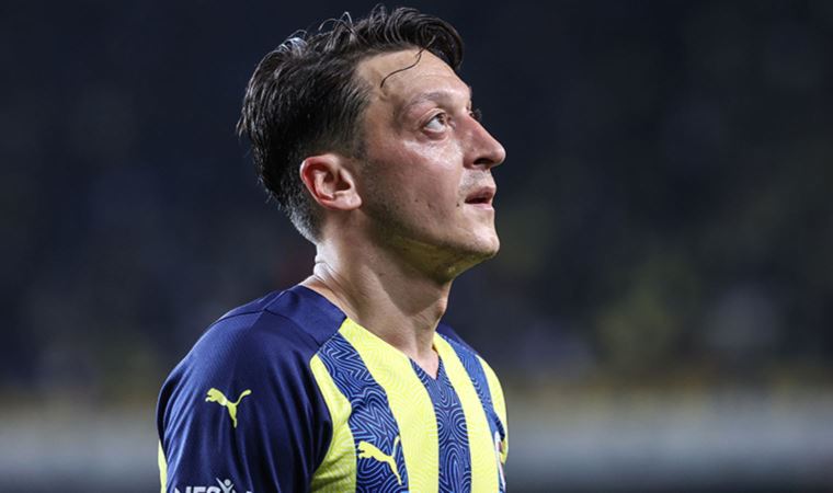 Fenerbahçe’den Mesut Özil açıklaması