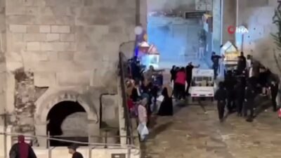 Kudüs’te yaralanan Filistinlilerin sayısı 130’a yükseldi