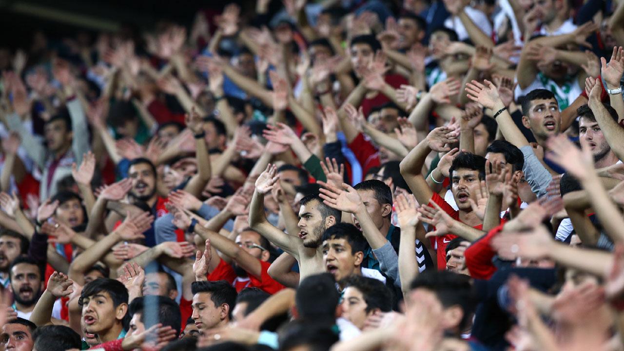 Türkiye Futbol Federasyonu’ndan stadyumlar için ‘tam kapasite’ kararı!