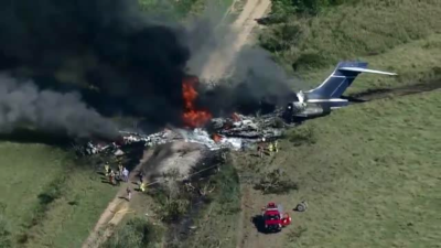 ABD’de 21 kişiyi taşıyan uçak düştü: Tüm yolcu ve mürettebat sağ kurtuldu