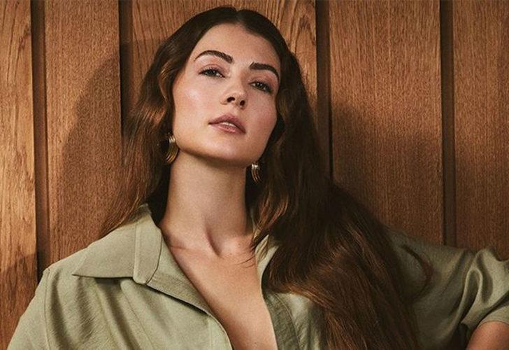 Burcu Özberk’ten ‘güneşlendim’ pozu