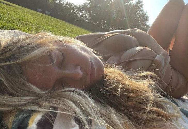 Heidi Klum yine kocasına soyundu!