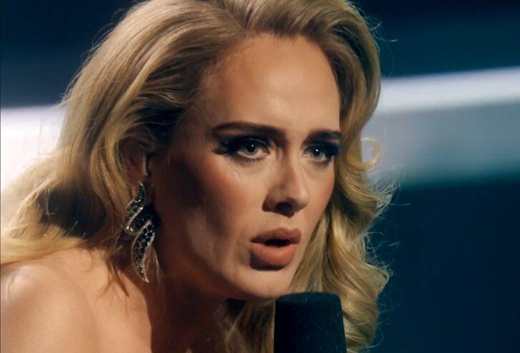 Adele Spotify’e geri adım attırdı