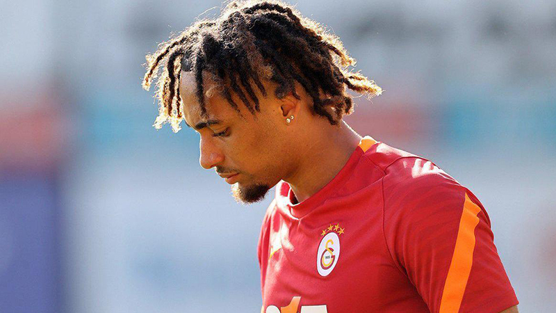 Sacha Boey’den Galatasaray’a kötü haber!