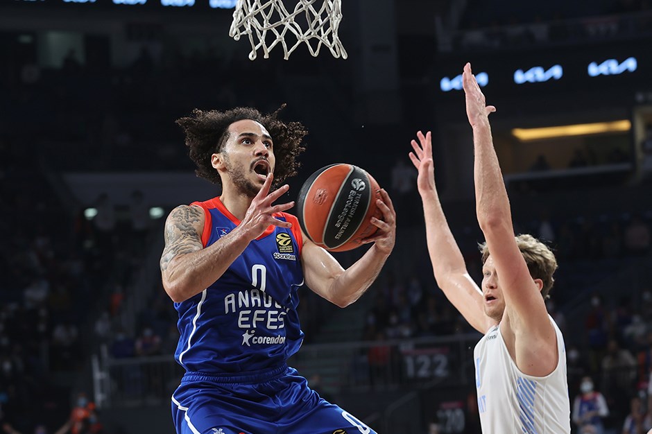 Anadolu Efes, Almanya’da galibiyet arıyor