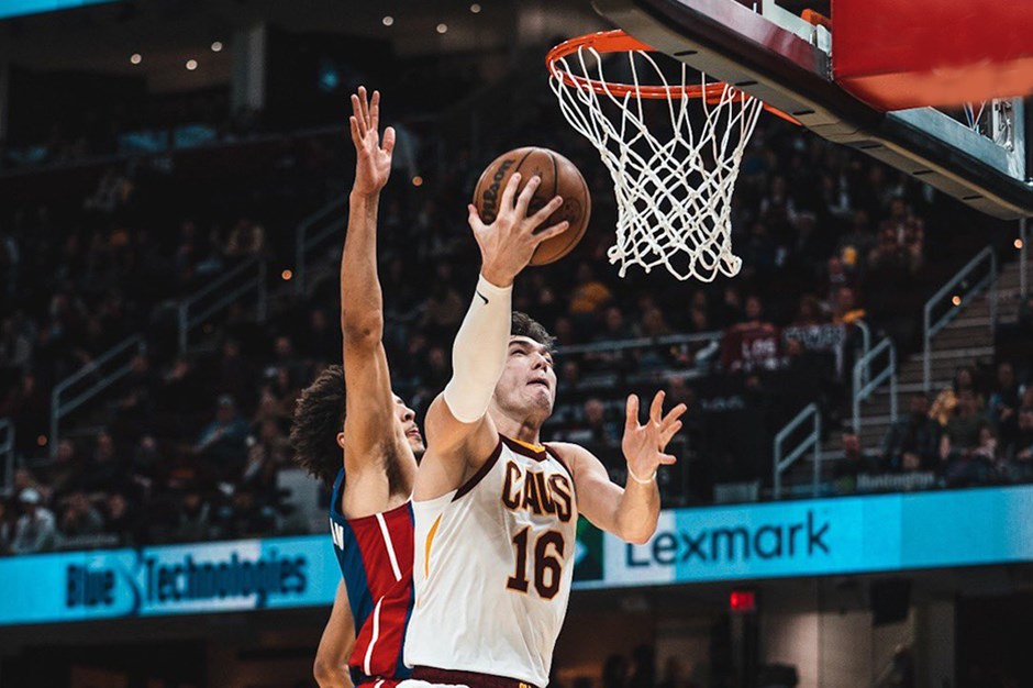 Cedi Osman’dan 17 sayılık katkı