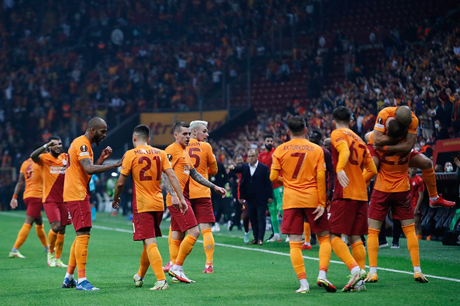 Galatasaray stoperini buldu