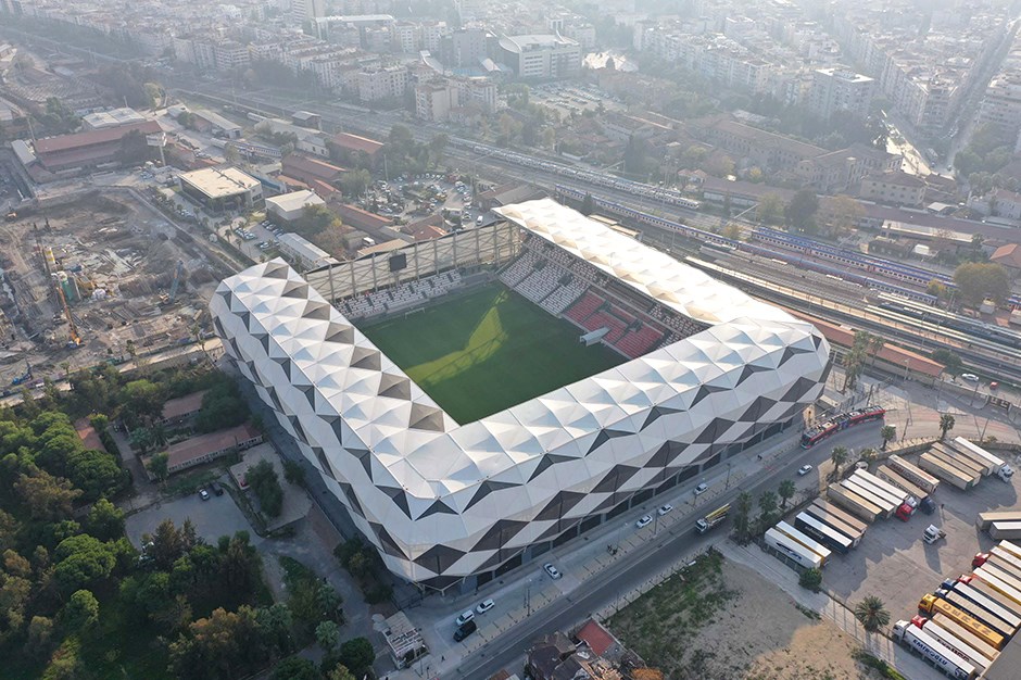 Alsancak Stadı’nın yeni adını Cumhurbaşkanı Erdoğan açıkladı