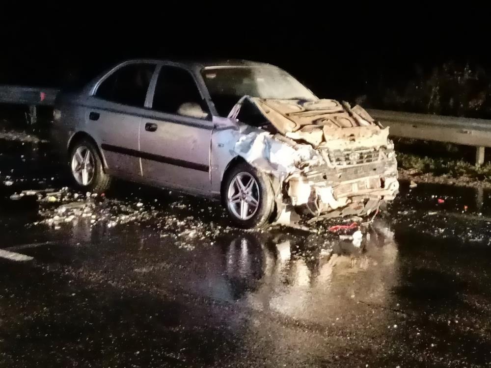 İzmir’de feci kaza: 1 ölü, 2 yaralı