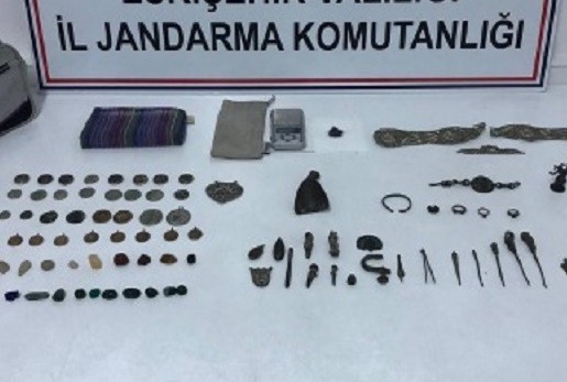 Benzin istasyonunda tarihi eser operasyonu