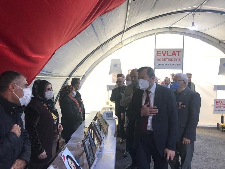 Gürsu Belediye Başkanı Işık’tan Diyarbakır annelerine destek