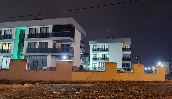 Bursa’da balkondan düşen çocuk yaralandı