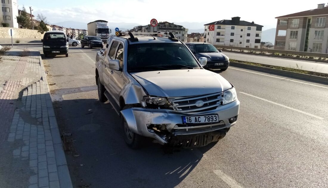 Bursa’da feci kaza… 1’i çocuk 4 yaralı