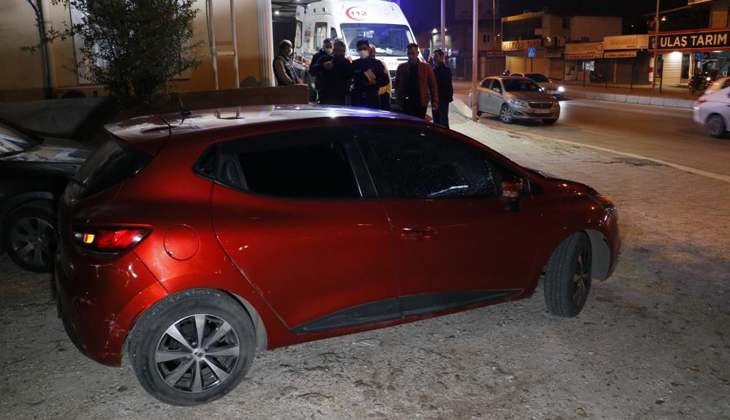 Adana’da seyir halindeki otomobile çapraz ateş açıldı: 1 ölü, 1 yaralı