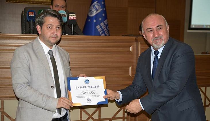 Bursa Büyükşehir’de ‘ayın personelleri’ ödüllendirildi