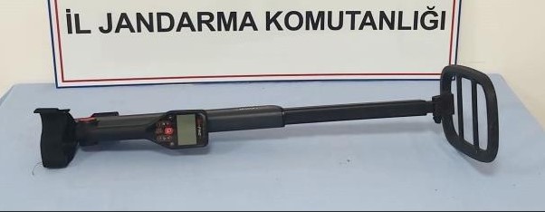 Bizans manastırında kaçak kazıya jandarma baskını! Bizans manastırında kaçak kazıya jandarma baskını!