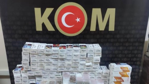 Bursa’da kaçak sigara operasyonu: 2 gözaltı Bursa’da kaçak sigara operasyonu: 2 gözaltı