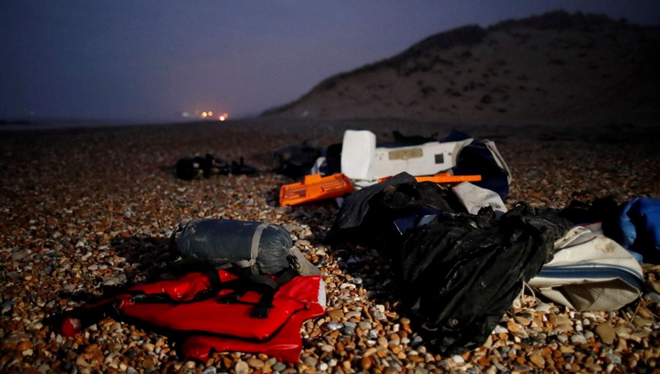Manş Denizi’nde göçmen faciası: Çok sayıda kişi hayatını kaybetti
