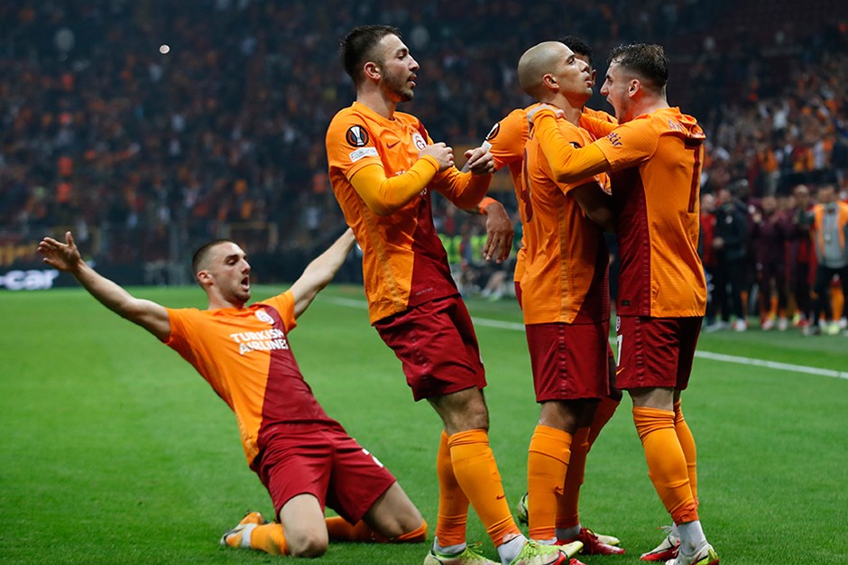 Galatasaray son 16 için sahaya çıkıyor