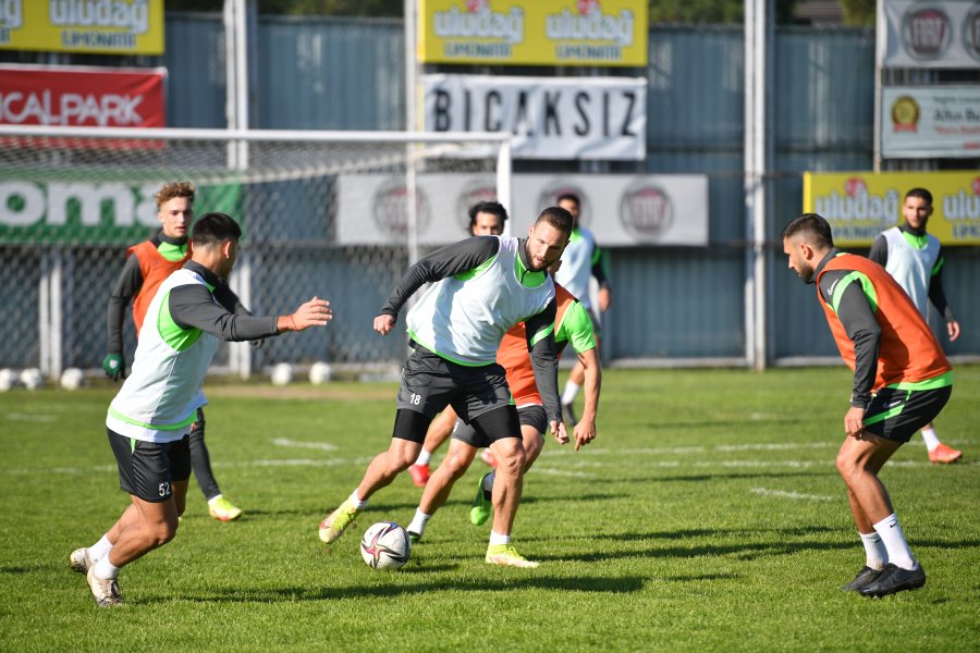 Bursaspor’da Gençlerbirliği maçı hazırlıklarına başlandı