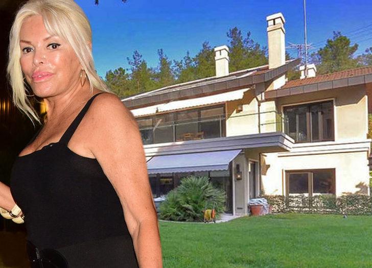 Ajda Pekkan villasına 75 milyon TL istiyor