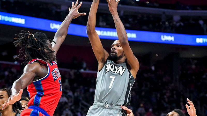 Kevin Durant’ten Pistons potasına 51 sayı