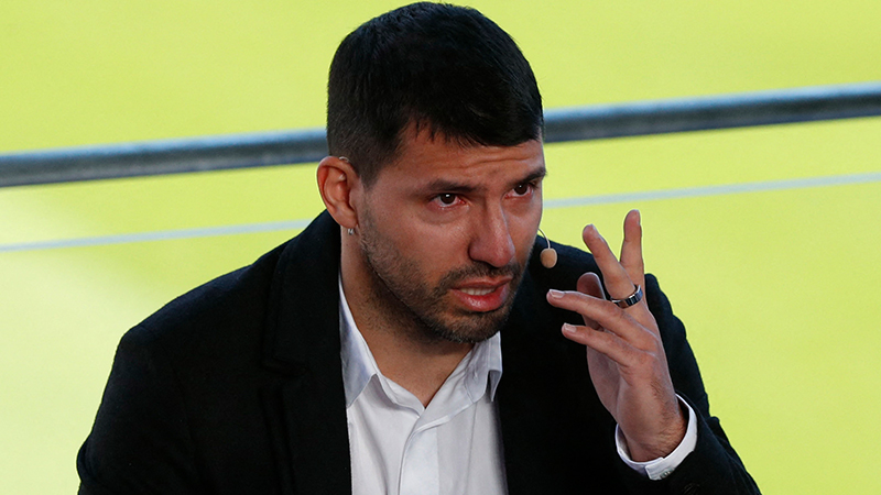 Agüero, futbola gözyaşlarıyla veda etti
