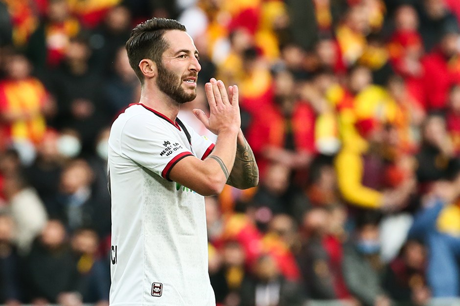 Karagümrük’ten yıldız futbolcuya veda