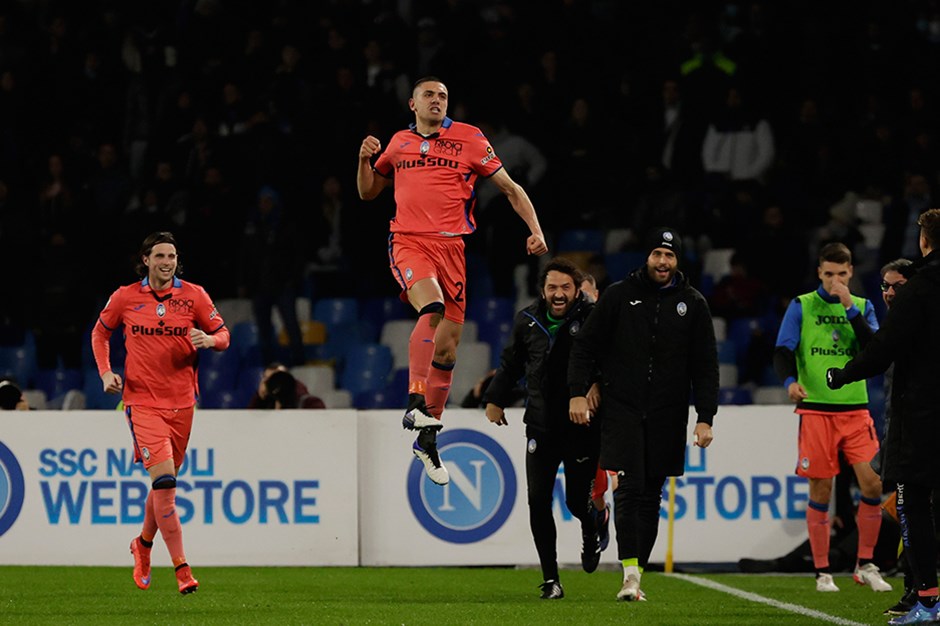 Merih attı, Atalanta Napoli’yi devirdi!