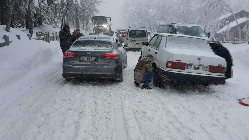 Uludağ’da günübirlikçi yoğunluğu
