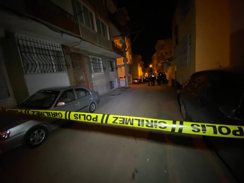 Bursa’da eşini bıçakla öldürüp evi yaktığı iddia edilen şüpheli yakalandı