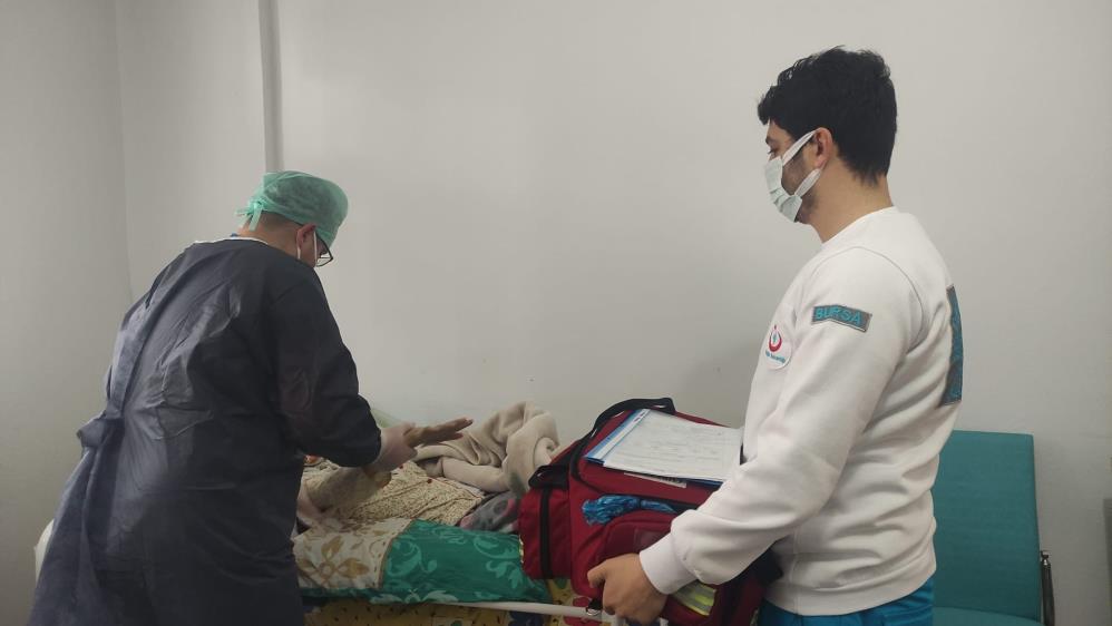 Bursa’da evde sağlık hizmetleriyle 47 bin hastaya ulaşıldı