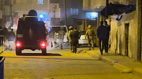 Polise silahlı saldırı: 1 şehit, 1 yaralı