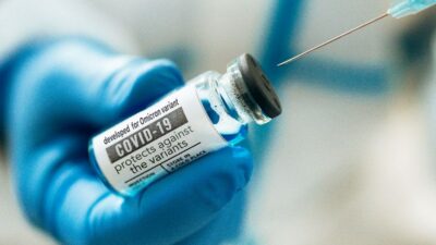 Araştırma: Üçüncü doz aşı Omicron’a karşı koruyabilir