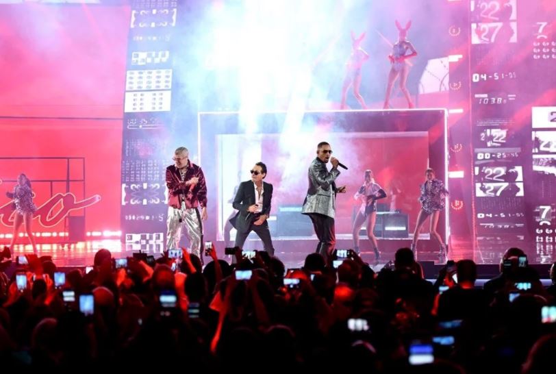 Bad Bunny konserinde 2 bini aşkın corona virüs vakası