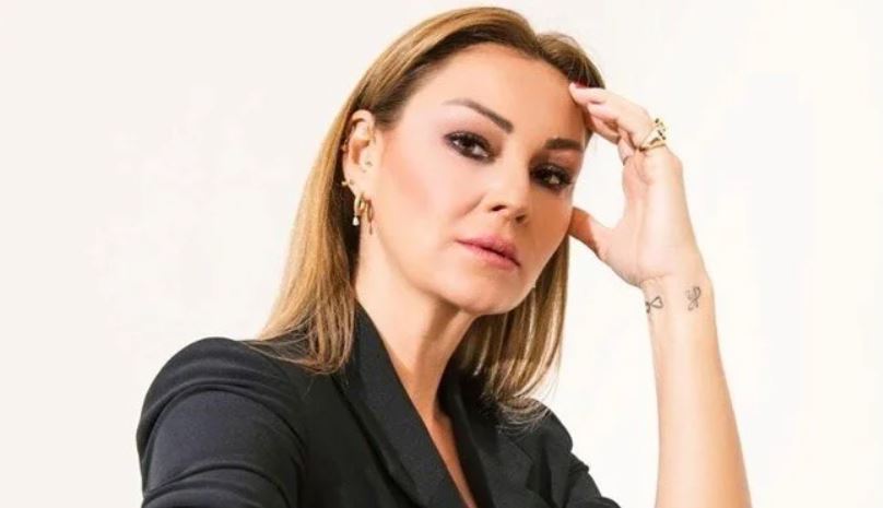 Pınar Altuğ kimdir?