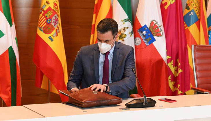 İspanya’da açık havada maske kullanımı yeniden zorunlu olacak