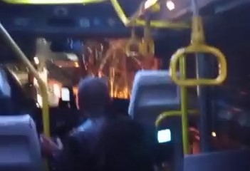 Bursa’da kaza ‘geliyorum’ dedi! TIR, halk otobüsüne çarptı… Bursa’da kaza ‘geliyorum’ dedi! TIR, halk otobüsüne çarptı…