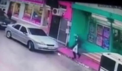 Bursa’da elektrikli soba hırsızlığı kamerada