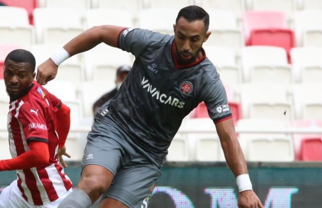 Karagümrük’ün yıldızı futbolu bıraktı